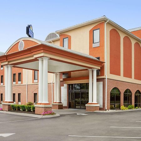Days Inn & Suites By Wyndham Murfreesboro Buitenkant foto