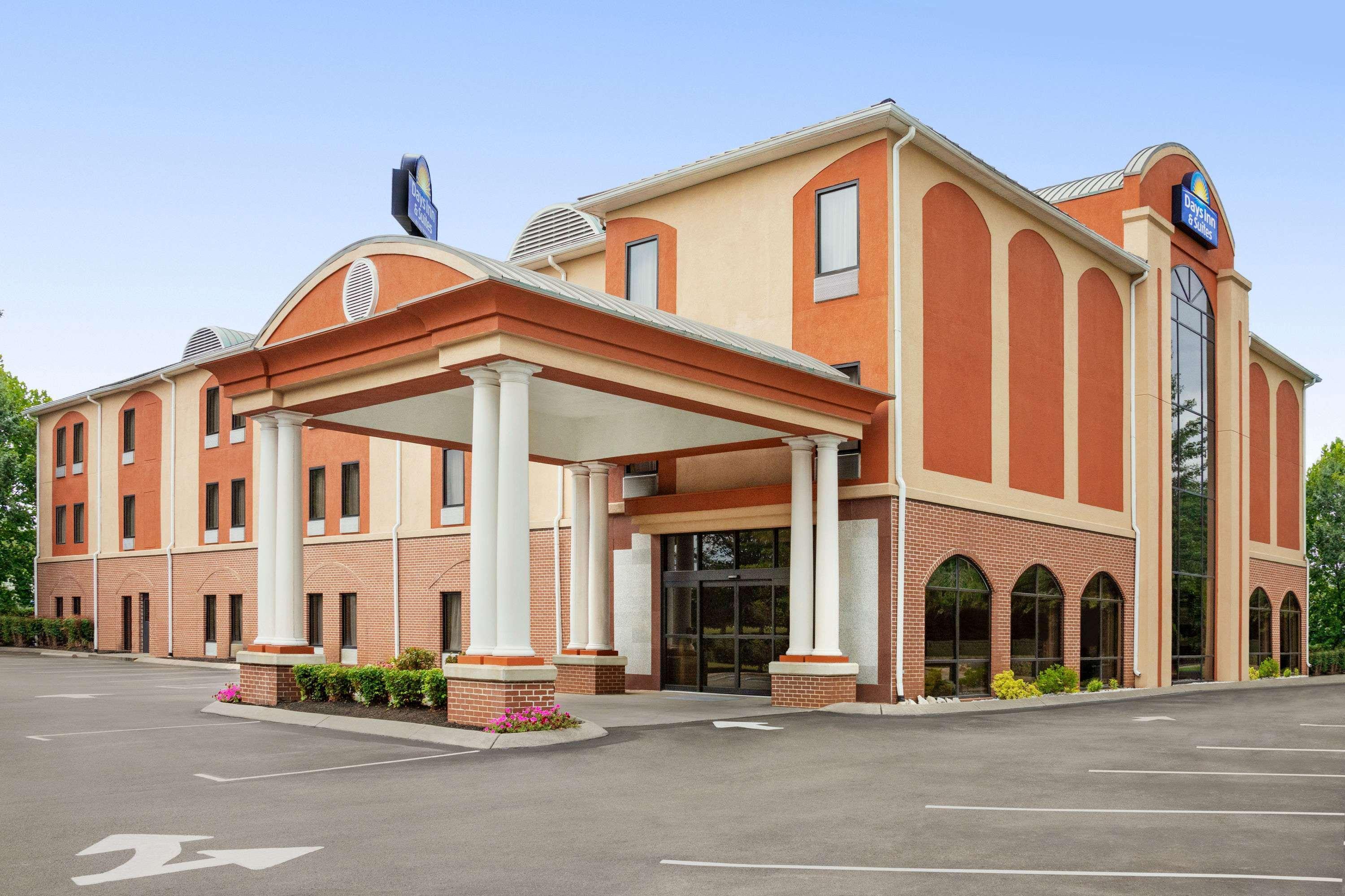 Days Inn & Suites By Wyndham Murfreesboro Buitenkant foto