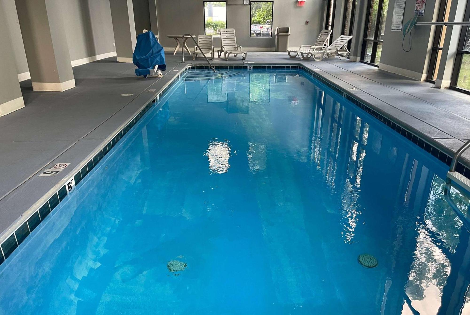 Days Inn & Suites By Wyndham Murfreesboro Buitenkant foto