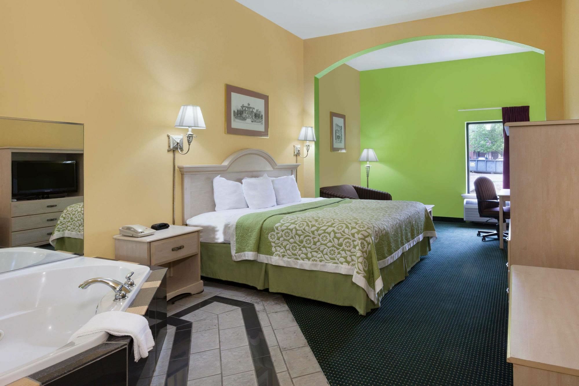 Days Inn & Suites By Wyndham Murfreesboro Buitenkant foto