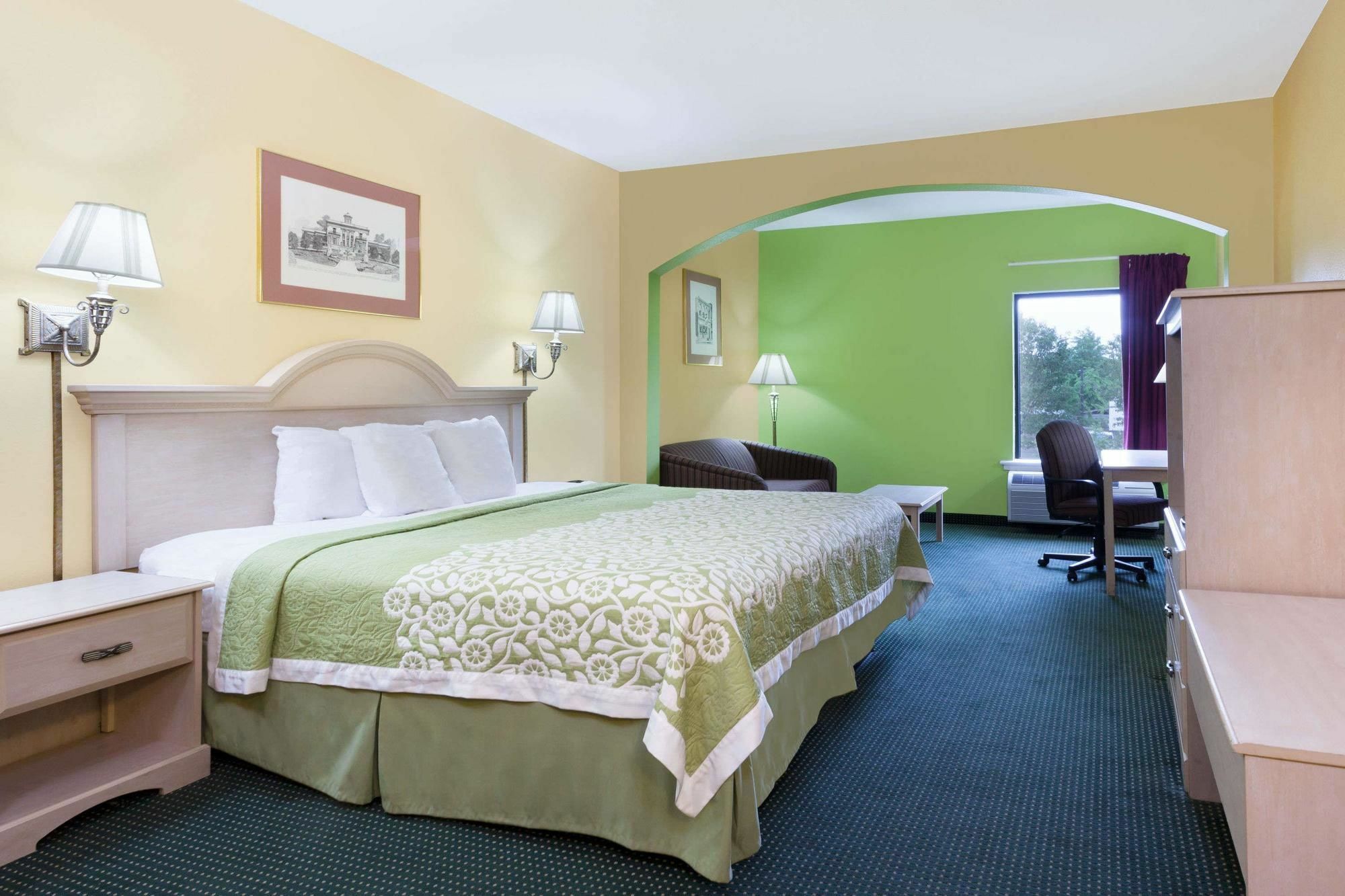 Days Inn & Suites By Wyndham Murfreesboro Buitenkant foto